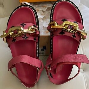 Cute sandal,40(9 US)